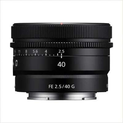Объектив Sony FE 40mm f/2.5 G (SEL40F25G), черный — фото 1