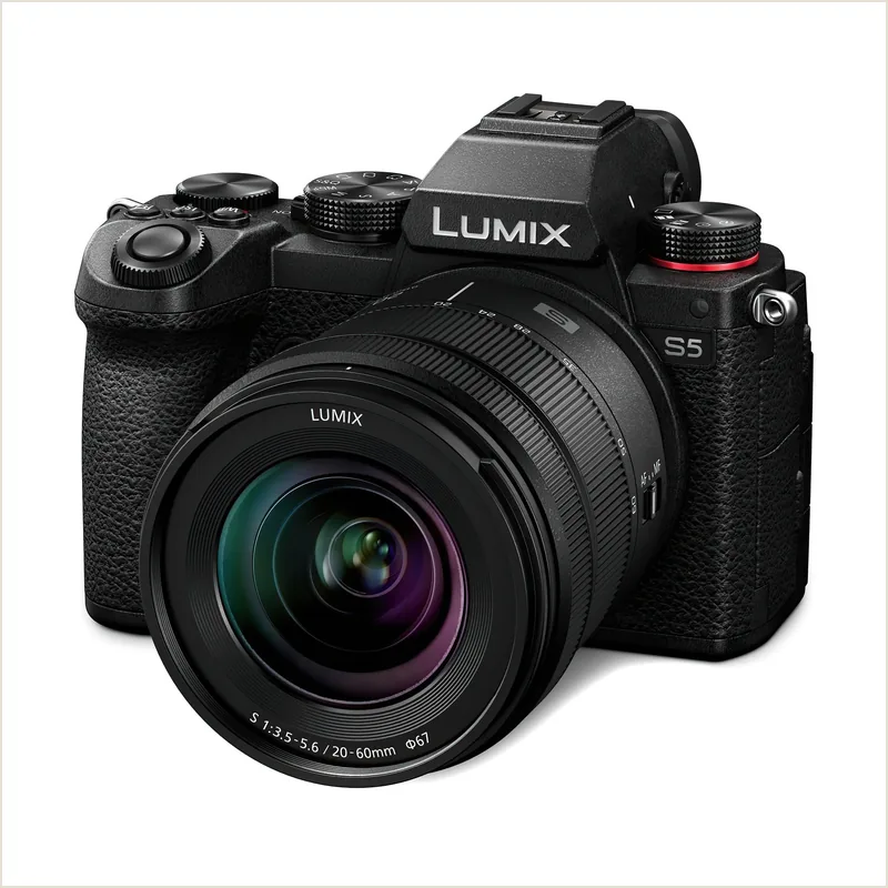 Фотоаппарат Panasonic Lumix DC-S5 Kit LUMIX S 20-60 мм F3.5-5.6, черный