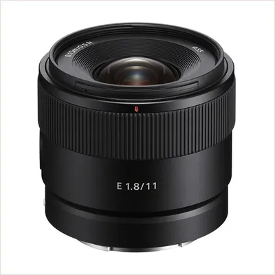 Объектив Sony E 11mm f/1.8 (SEL11F18) — фото 1