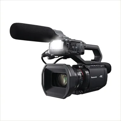Видеокамера Panasonic HC-X2100 — фото 1