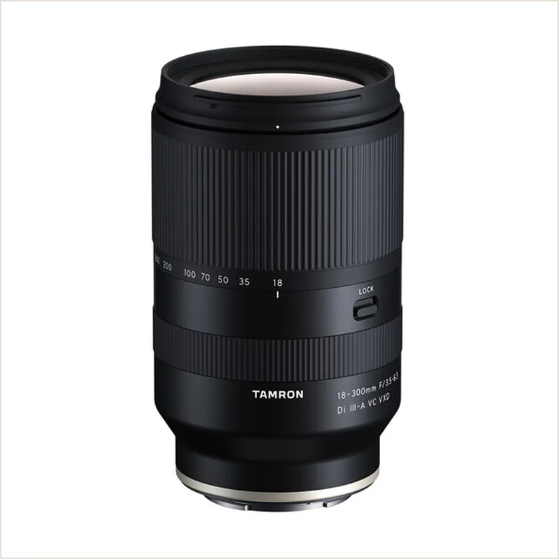 Объектив Tamron 18–300 мм f/3.5–6.3 Di III-A VC VXD Sony E