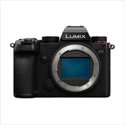 Беззеркальный фотоаппарат Panasonic Lumix S5 II Body — фото 1