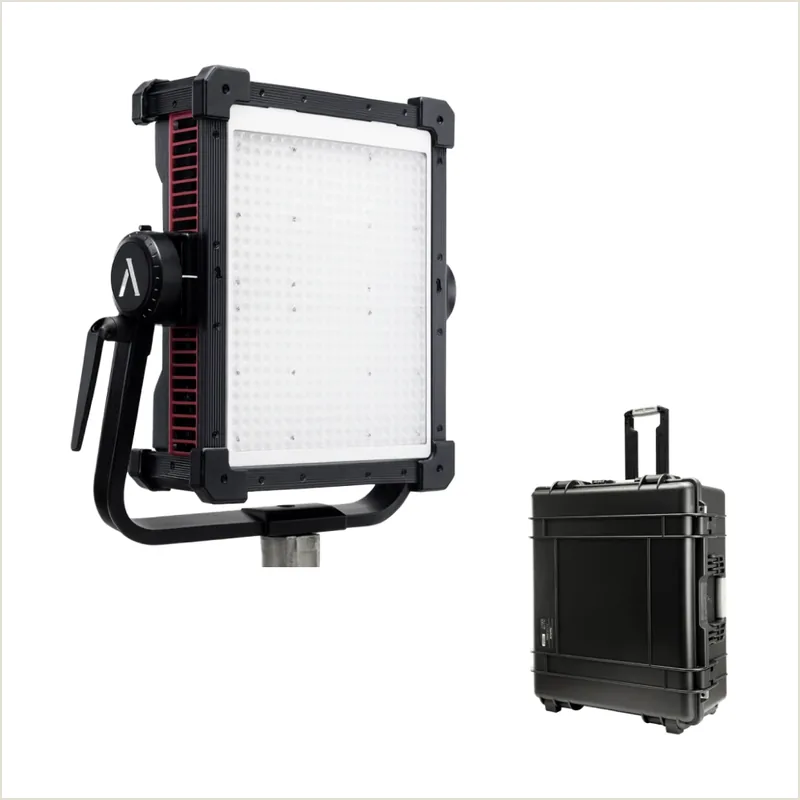 Осветитель Aputure NOVA II 1x1 Rolling Hard Case Kit