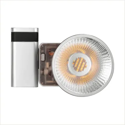 Осветитель Zhiyun MOLUS X60RGB COB Light Pro + Аккумуляторная батарея — фото 1