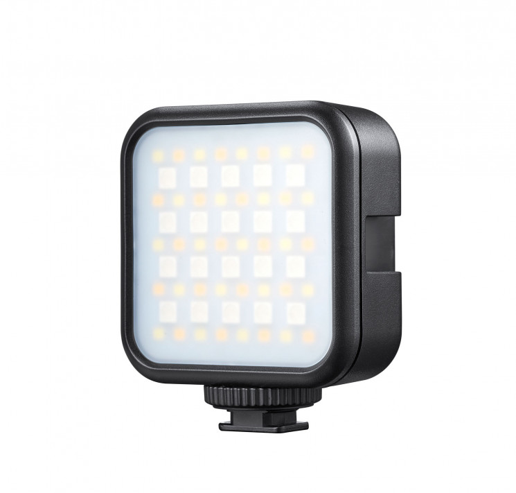 Осветитель светодиодный Godox LITEMONS LED6R RGB накамерный купить по выгодной цене в онлайн-магазине Fotolit.ru с доставкой по Москве и России.