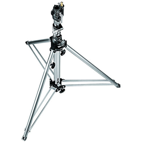Manfrotto 070CSU Стойка 2 секции / 147 см / 18 кг стальная с регулируемой ногой хромированная