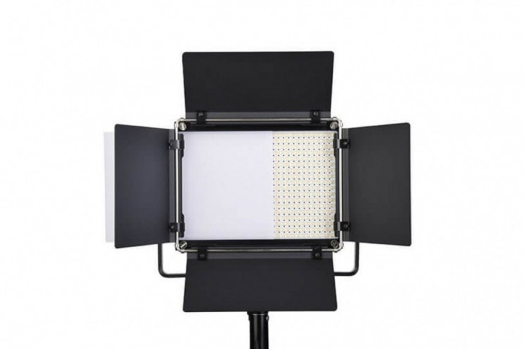 Светодиодный накамерный свет Professional Video Light LED-540A SRC (3200K-5600K, 30W, 3400Lux/1m)